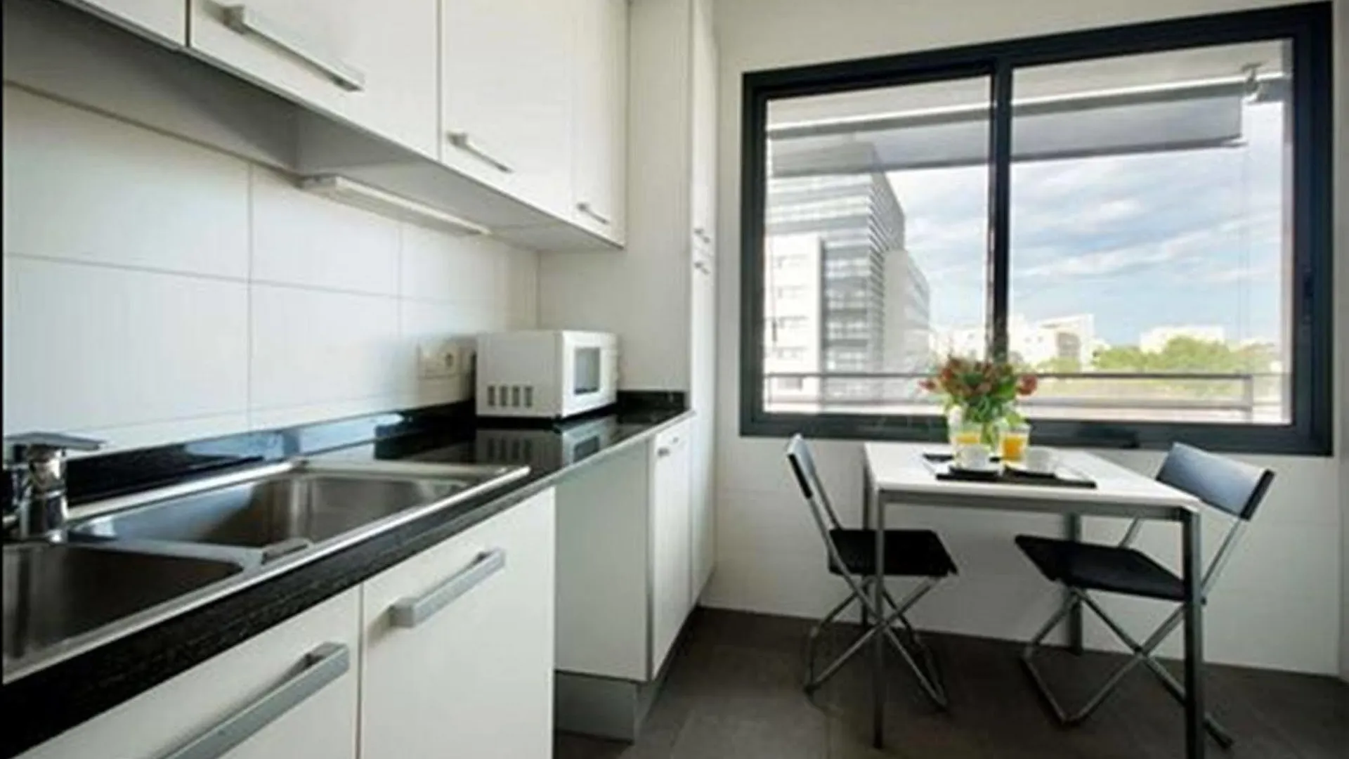 Ciutadella Park Apartments Barselona İspanya